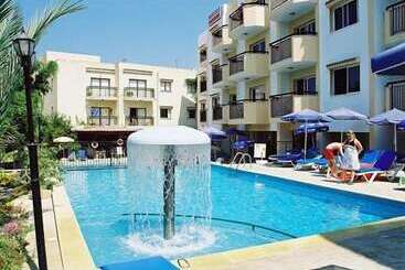 Mariela Hotel Apartments