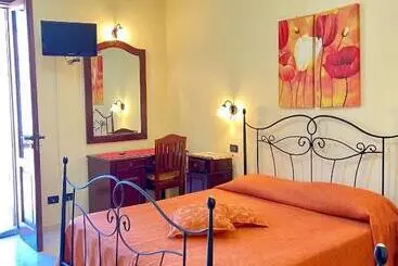 تختخواب و صبحانه Baglio Cusenza Rooms