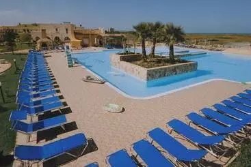 Residence Villaggio Turistico Le Meridiane