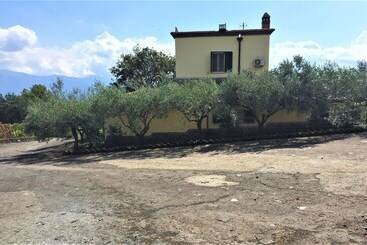 Bed and Breakfast Casale Rendine