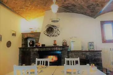 ベッドアンドブレックファースト Il Contado   Room And Breakfast