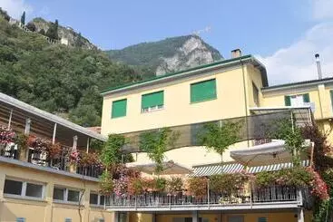 簡易ホテル Sirena