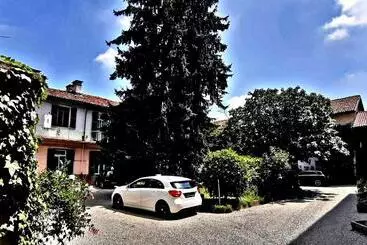 ベッドアンドブレックファースト Il Ghirovago