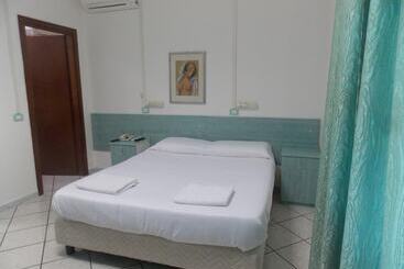 فندق فئة نجمة واحدة Villa Dei Butteri   Aprilia