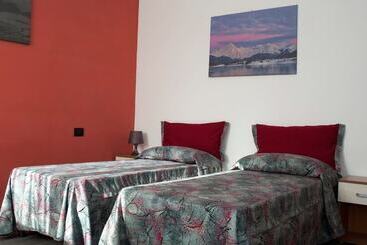 膳宿费 Il Mandorlo Rooms & Garden