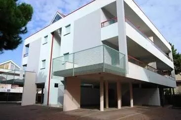 レジデンス Condominio Tucano