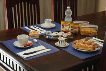 مبيت وإفطار Ruben Holiday