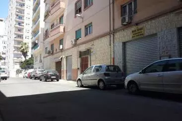 ベッドアンドブレックファースト Ajana Rooms By Accomodo