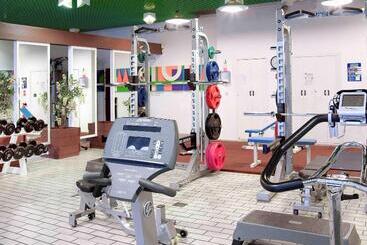 فندق Mercure Saintlary