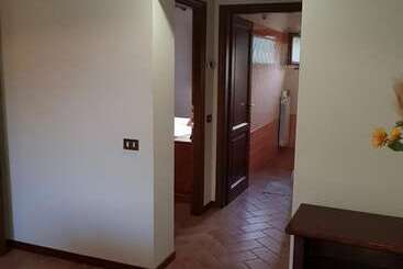 בית מלון כפרי Agriturismo Podere Casalone