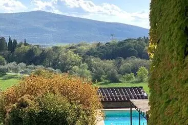 Hotel Rural Fattoria Lornano Winery