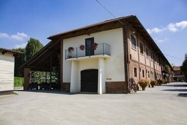 فندق ريفى Agriturismo La Margherita