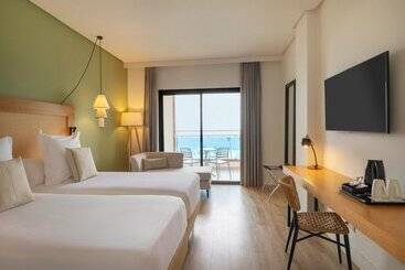 Hotel Aluasoul Costa Adeje   New Opening