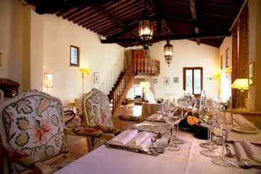 فندق Castello Di Leonina Relais Adults Only