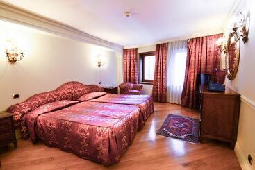 Hotel Suites Torre Dell Orologio