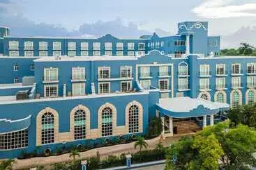 Hotel Villa Mercedes Merida, Curio Collection By Hilton