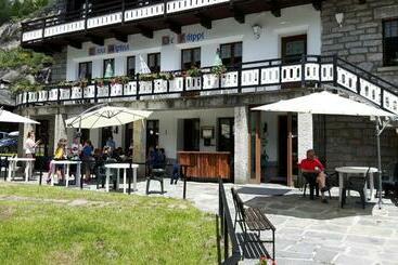 Otel Casa Alpina De Filippi