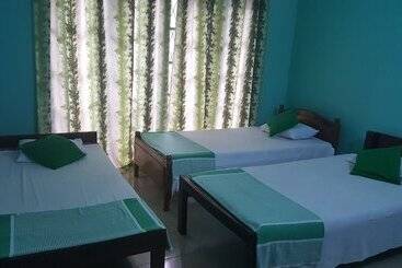 Hotel Araliya Holiday Bungalow