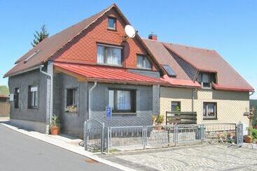 Mökkimajoitus Flat Near The Forest In Frauenwald Thuringia