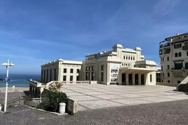 ペンション Les Tourelles