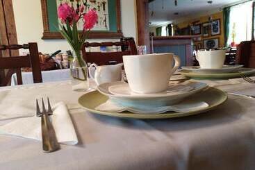 مبيت وإفطار Gästehaus Klopfer