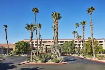 Doubletree By Hilton Hotel Golf Resort Palm Springs