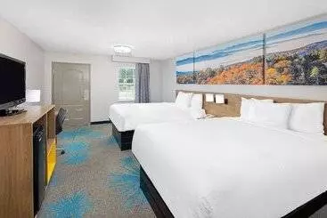 호텔 Days Inn By Wyndham Savannah