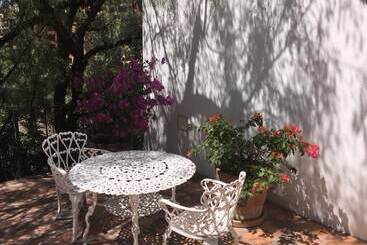 هتل La Puertecita Apart