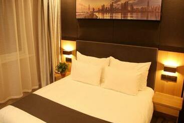 Hotel Up And In Jiangsu Yancheng Tinghu District Yancheng Bridge Store