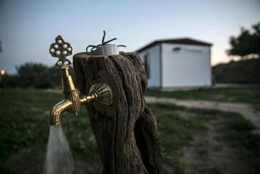 Курорт İmroz Kardamos