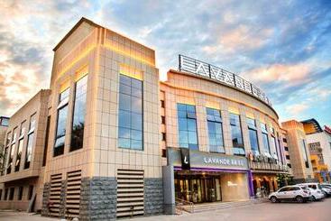 Lavande Hotel Changji Changning Road
