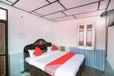 ホテル Oyo 65684 Rahul Homestay