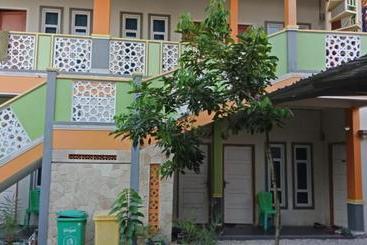 Pension Dahlia Guesthouse Syariah