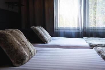 アパートホテル Golden Circle Suites