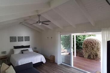 בית מלון כפרי Alkira