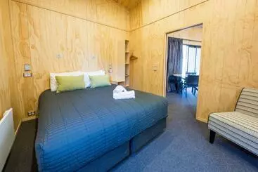 Apartments At Queenstown Top 10 Holiday Park