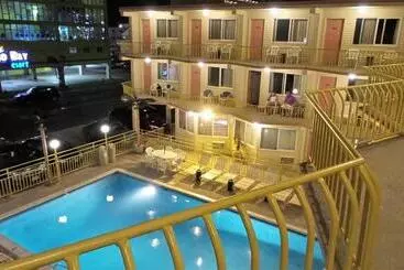 Golden Rail Motel