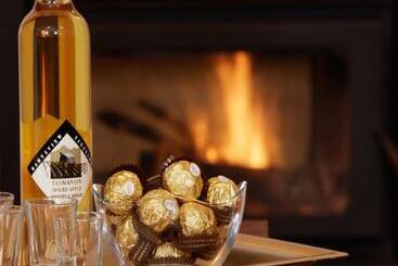 Ambience On Huon Bed & Breakfast