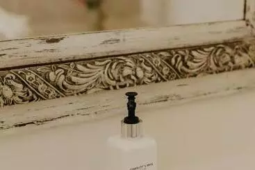 Majatalo Guinea Fowl House