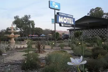 Castle Creek Motel