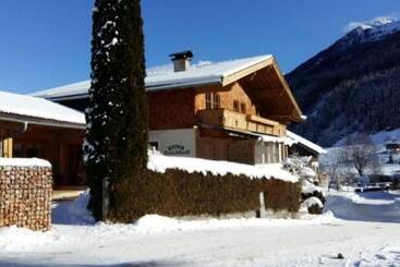 Pensionat Gästehaus Reichholf