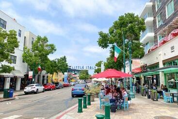 호스텔 International Travelers House Downtown San Diego  Adults Only