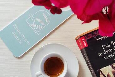 هتل Villa Margarit