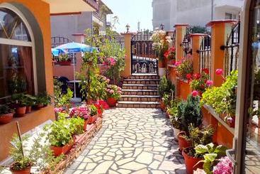 Pensió Guest House Hetodon