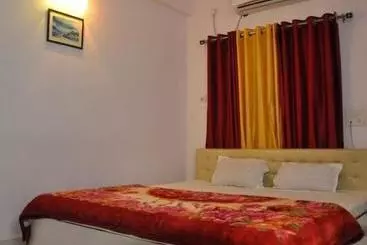 Hotel Madhu Mamata