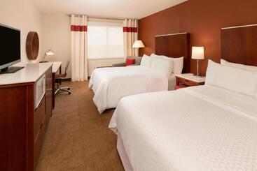 هتل Four Points By Sheraton Boston Logan Airport Revere