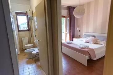 בית מלון כפרי Albergo La Genzianella