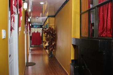 Cămin Red Star Holidays