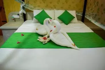 Hotel Omeesha Beach