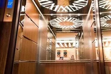Hotel White Cedar